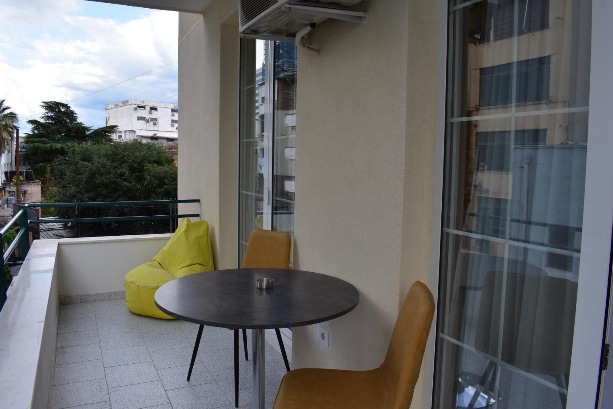 Tam Centre Luxury Serviced Apartments Tirana Exterior photo